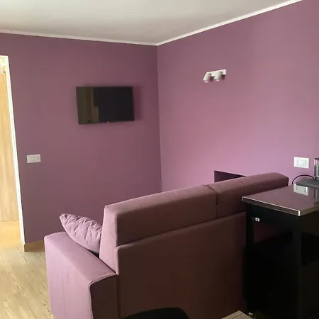 In Via Morcelli شقة بورمْيو